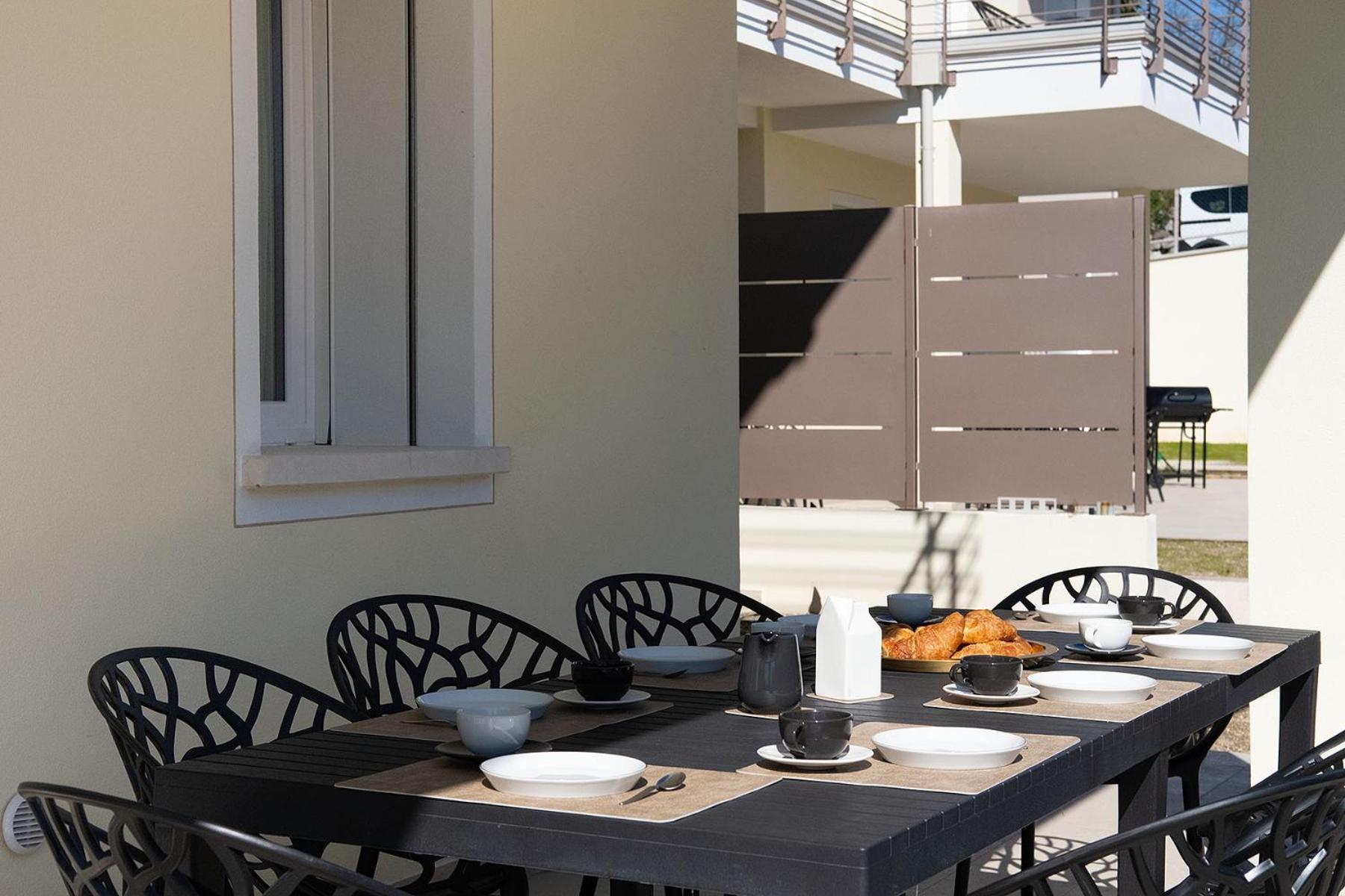 Luxury Villas Gardenia With Private Pool Padenghe sul Garda Bagian luar foto