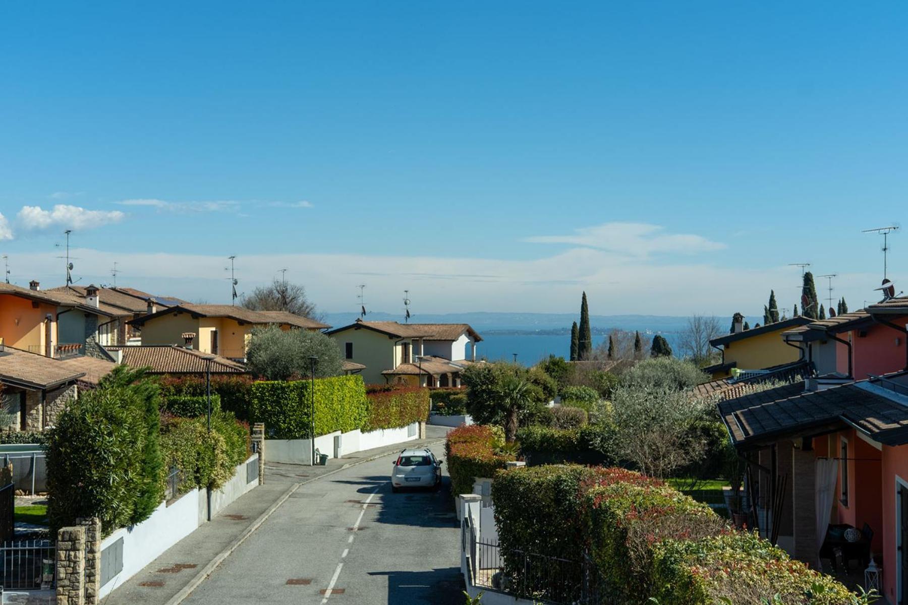 Luxury Villas Gardenia With Private Pool Padenghe sul Garda Bagian luar foto