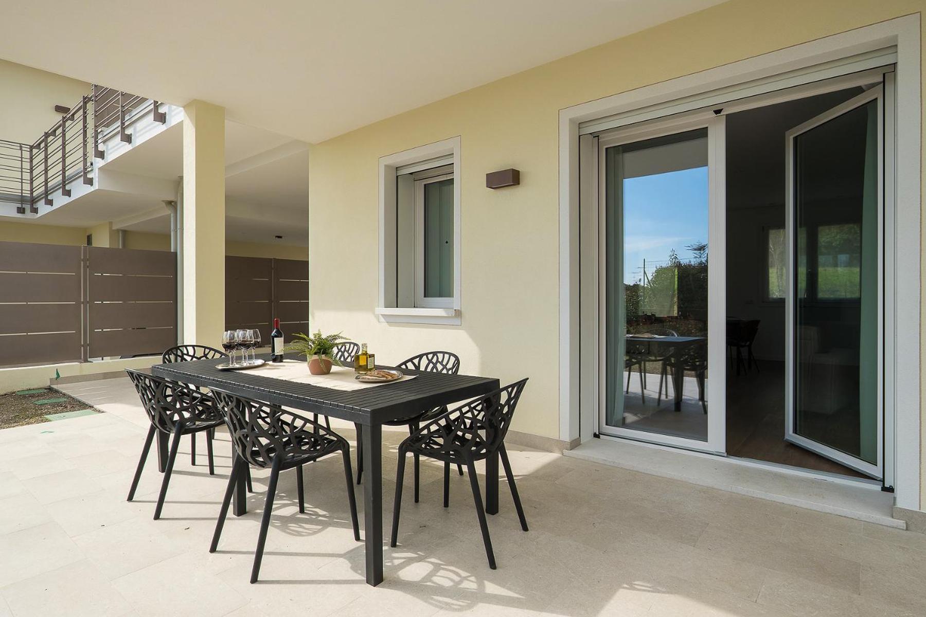 Luxury Villas Gardenia With Private Pool Padenghe sul Garda Bagian luar foto